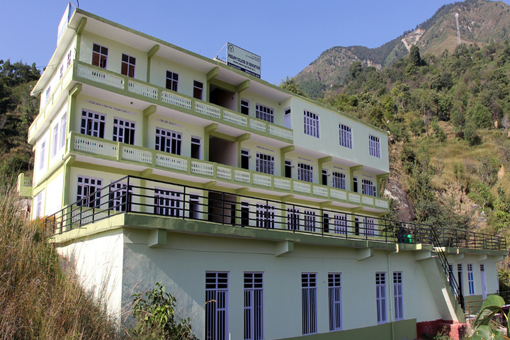 https://cache.careers360.mobi/media/colleges/social-media/media-gallery/16991/2018/10/30/Campus View of Neelam College of Education_Campus-View.jpg